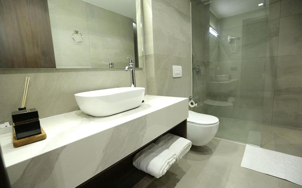 Astoria Luxury & Spa Gjilan Exterior foto